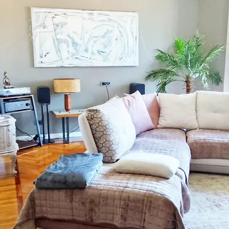 Quickhome - Two Palms Apartment Biella
